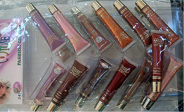 LIP GLOSS LIP GLOSS