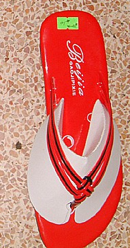SLIPPER SLIPPER